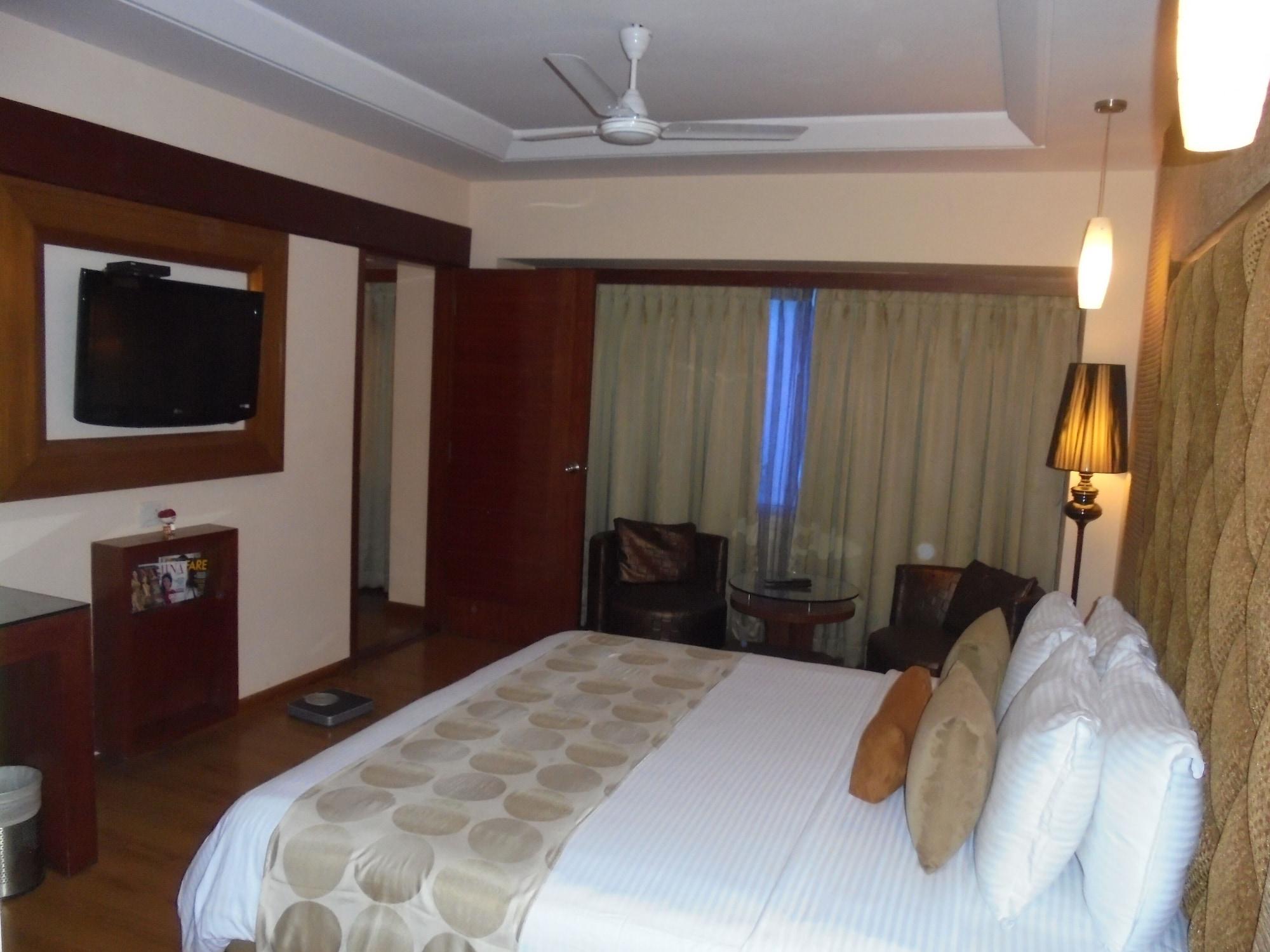 Lords Plaza Ankleshwar Hotel Luaran gambar
